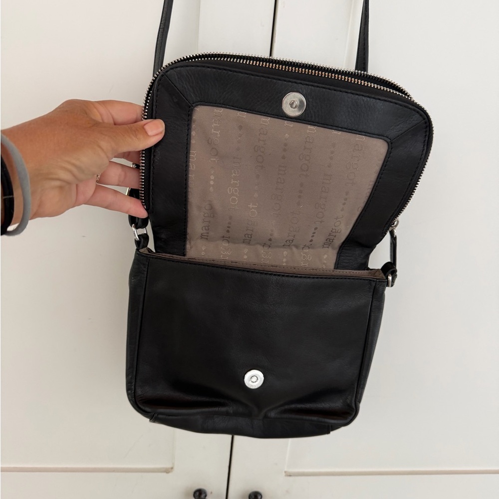 Classic Black Leather Crossbody Bag - Picture 3 of 7